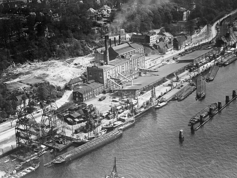 Blick auf die Hedrich'sche Mühle um 1923 (Foto: Familienarchiv Hedrich, Hamburg)